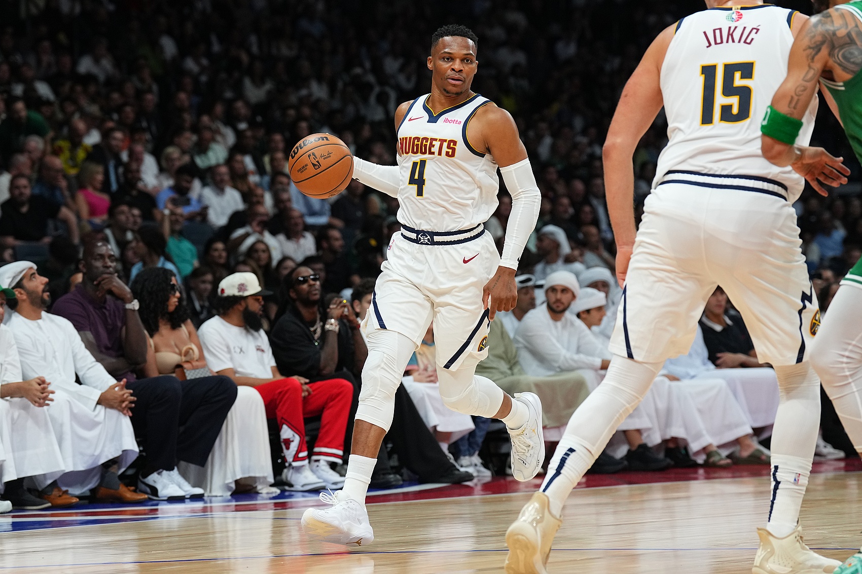 星空体育官方网站-包含丹佛掘金门线救险备战CBA常规赛风云突变布莱顿集结日战术微调，网友：今夜北京首钢备战德国杯的词条