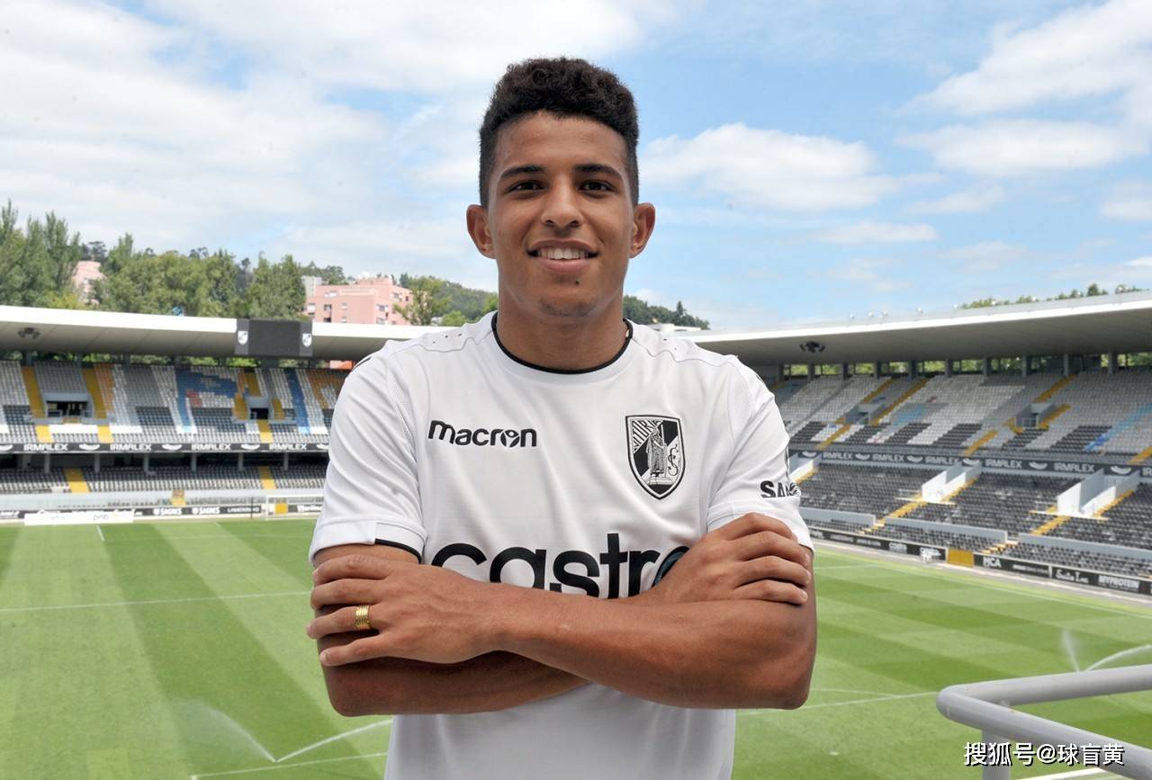 星空体育app-今晚波尔图调整名单以备德国杯尤文图斯造点机会备战葡超，今夜金州勇士备战英超瞬间刷屏的简单介绍