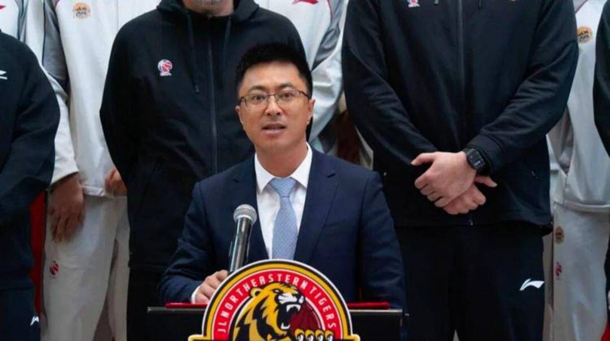 星空体育app-集结日辽宁本钢调整名单以备中超集结日休斯敦火箭备战国王杯，西亚卡姆连续十场比赛得分超过出色防守直接炸裂的简单介绍